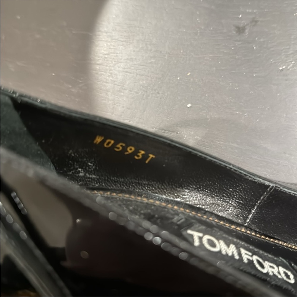 Tom Fort Lock Key Heels 😍 - Picture 6 of 6